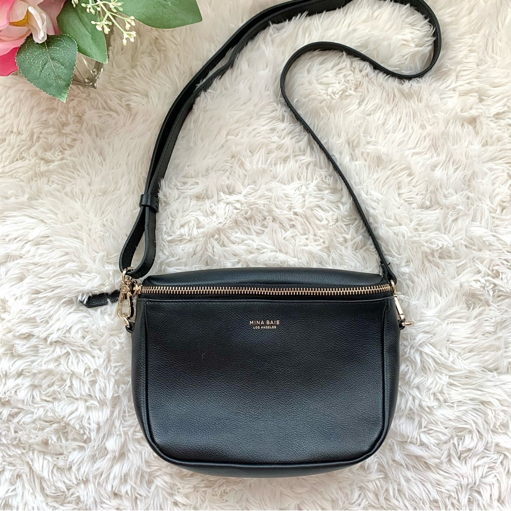 Mina Baie Leather Fanny Crossbody Bag - Picture 2 of 14